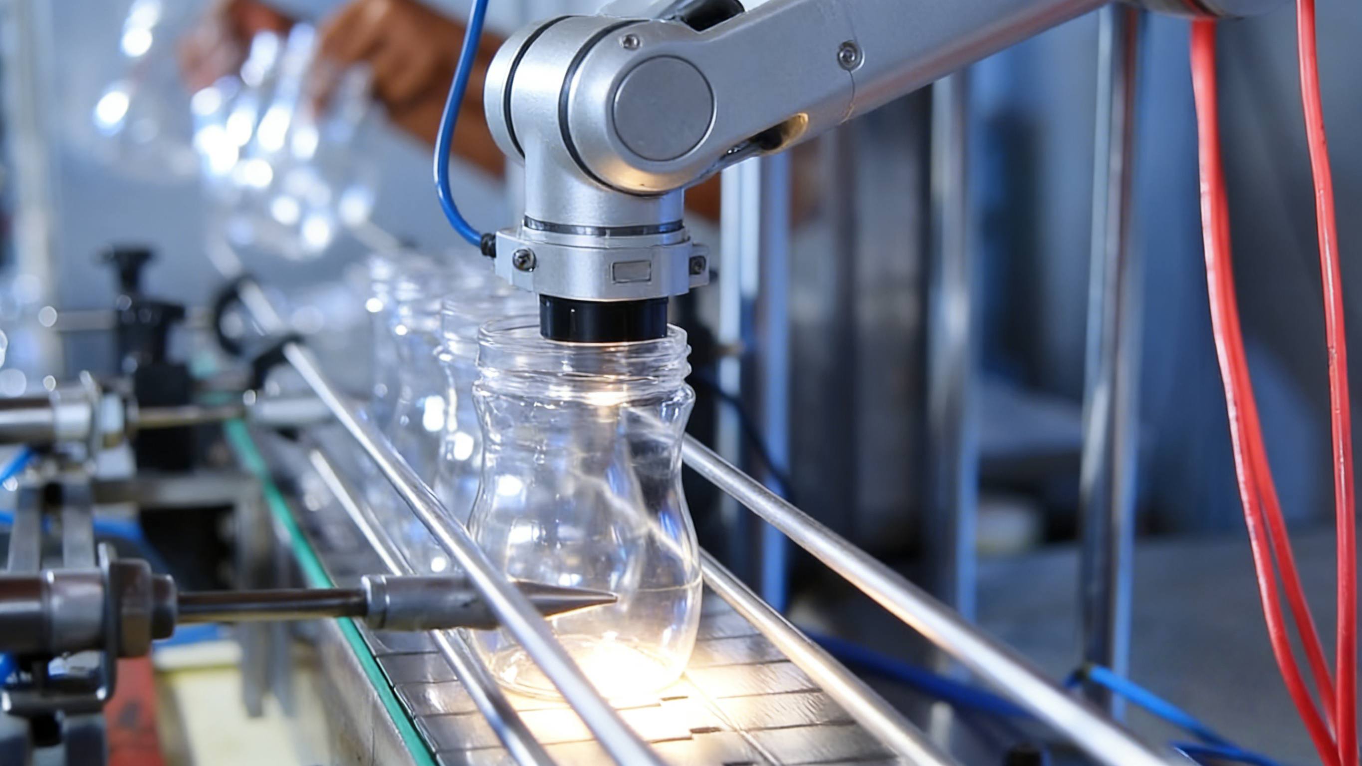 脉冲强光杀菌技术在灌装杯体表面杀菌的应用